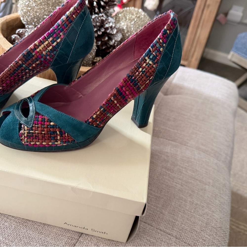 Amanda Smith Vibrant Tweed Peep Toe Heels - Picture 2 of 6